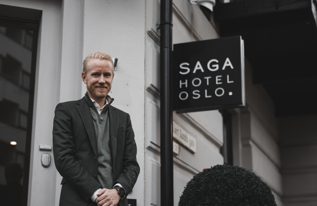 Tidligere hotelldirektør i Saga Hotels Oslo, Stian Opsalhagen begynner hos God dag